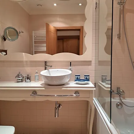 Haven In - Exquisite 15th And Floor With Elevators, Parking And An Incredible View From The 7 Meters Balcony To The Longest Waterfront In *