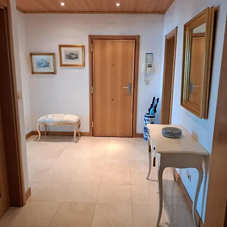 アパート Haven In - Exquisite 15th And Floor With Elevators, Air Conditioning And An Incredible View From The 7 Meters Balcony To The Longest Waterfront In リスボン