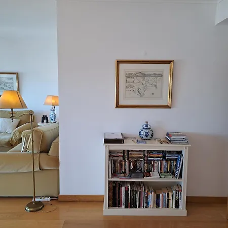 Haven In - Exquisite Floor With Air Conditioning, 7 Meters Balcony To The Longest Waterfront In * Lisboa